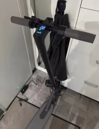 Patinete eléctrico 500W – Nuevo, 35 km, batería 10