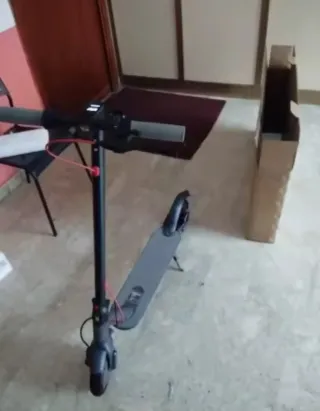 Patinete eléctrico 500W – Nuevo, 35 km, batería 10