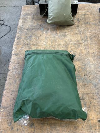 Conjunto impermeable vintage verde