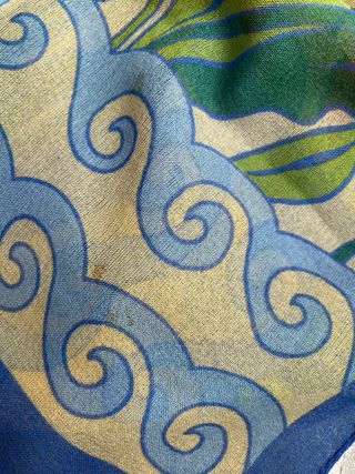 Fular pañuelo flores amarillo y azul