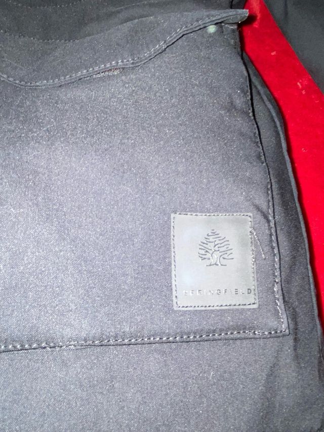 Cazadora impermeable hombre negra