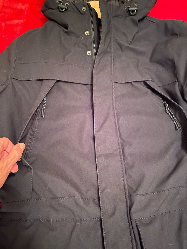 Cazadora impermeable hombre negra