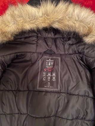 Cazadora impermeable hombre negra