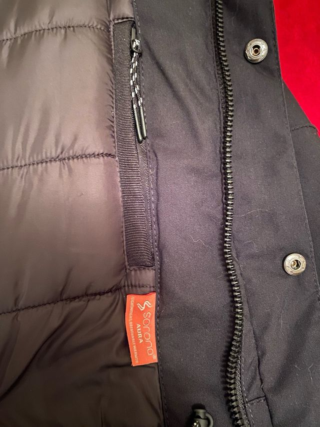 Cazadora impermeable hombre negra