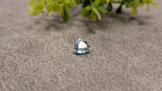 Aguamarina natural triangular