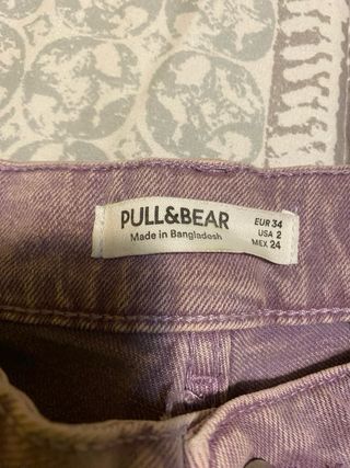 Pantalones vaqueros morados anchos