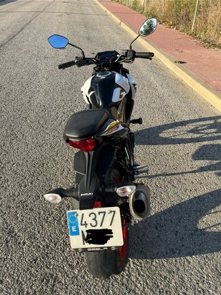 Suzuki gsx 125
