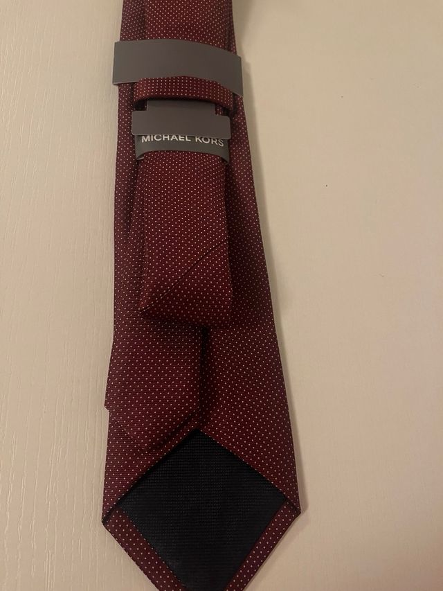 Corbata Michael Kors Roja Lunares