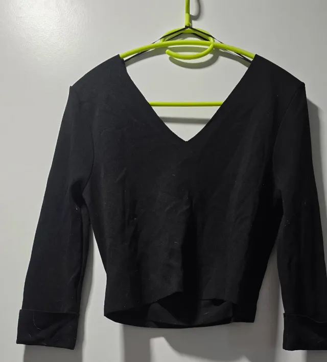 Camiseta negra manga larga