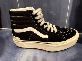Zapatillas Vans SK8-Hi Negras y Blancas