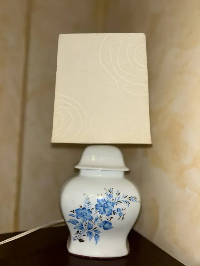 2 Lamparitas de noche Cerámica blancas