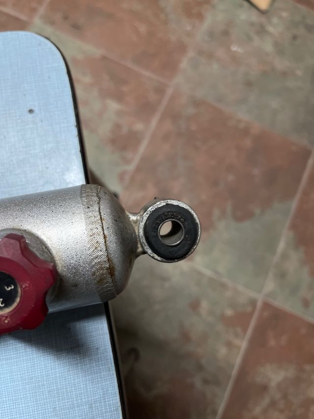 Amortiguador Dirección Land Rover discovery 300