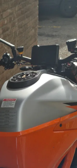 KTM SuperDuke 1290 R - 5.700 km
