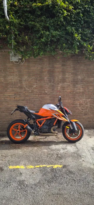 KTM SuperDuke 1290 R - 5.700 km