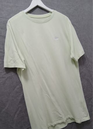 nike tshirt size L yellow green