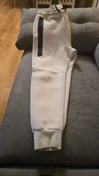 Chándal Nike Beige y Negro