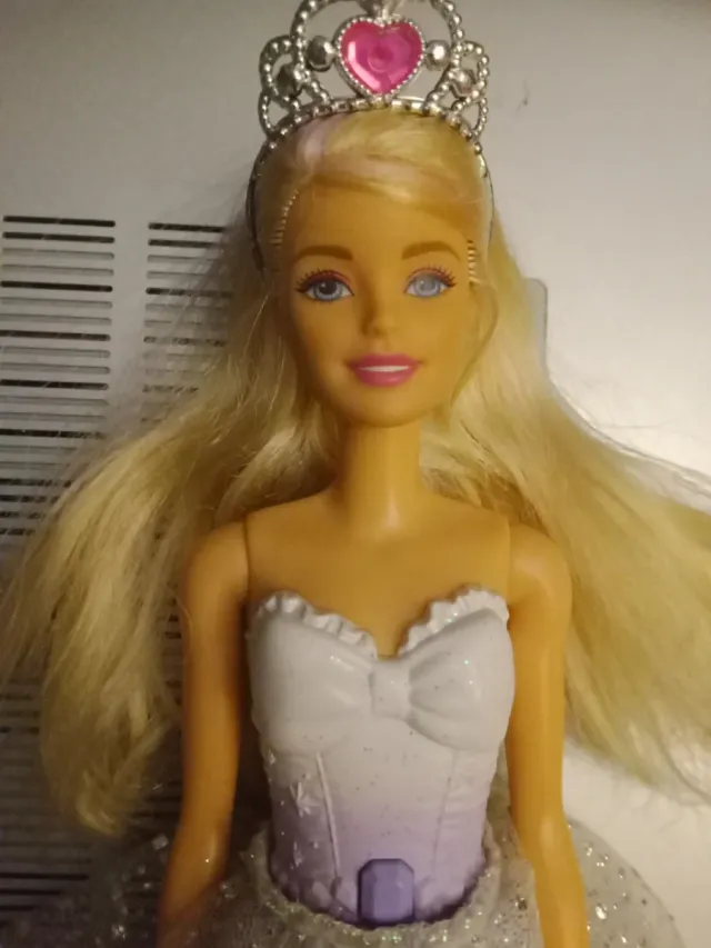 Barbie Dreamtopia Princesa de la Nieve.