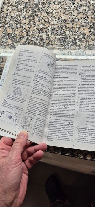 Cafetera Delonghi Magnifica S Negra