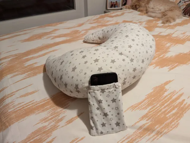 Cojín lactancia Ruggies estrellas