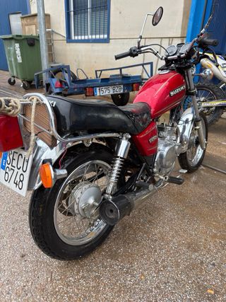 Suzuki GN250 culata y cilindros dañados