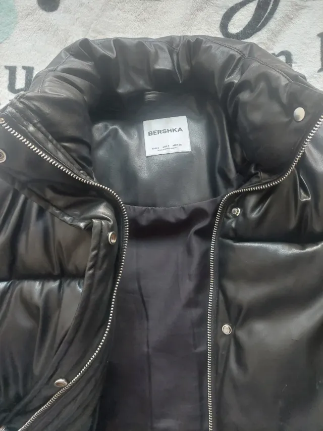 Chaqueta acolchada negra