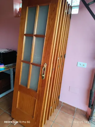 8 Puertas madera pino macizas