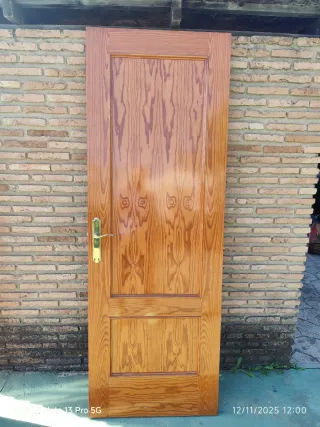 8 Puertas madera pino macizas
