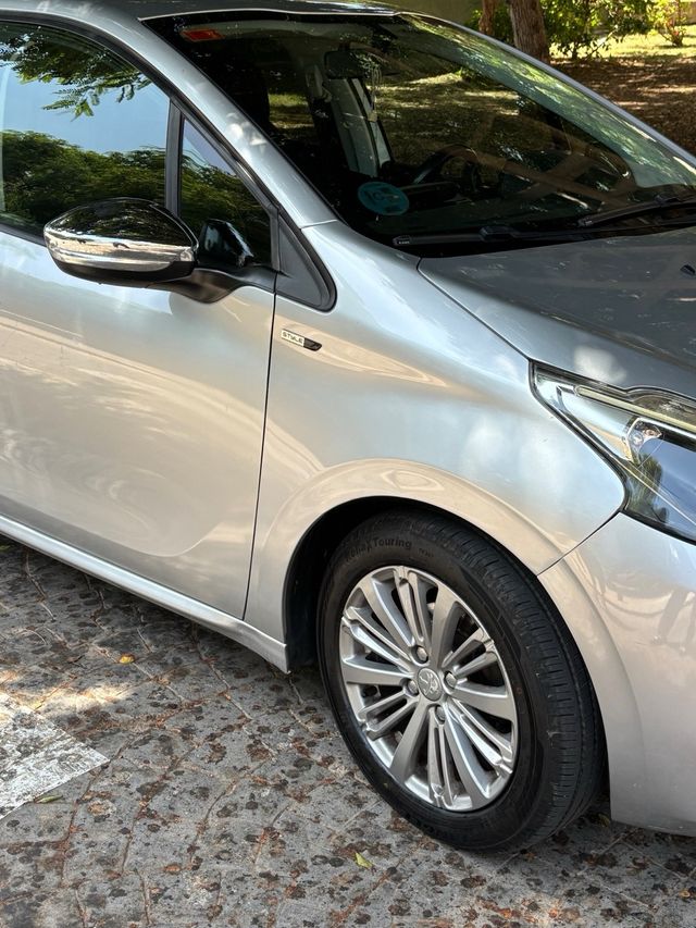 Peugeot 208 2017