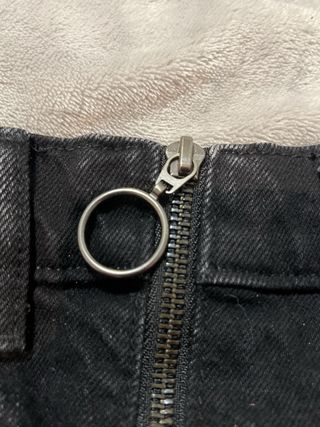 Falda vaquera negra corta