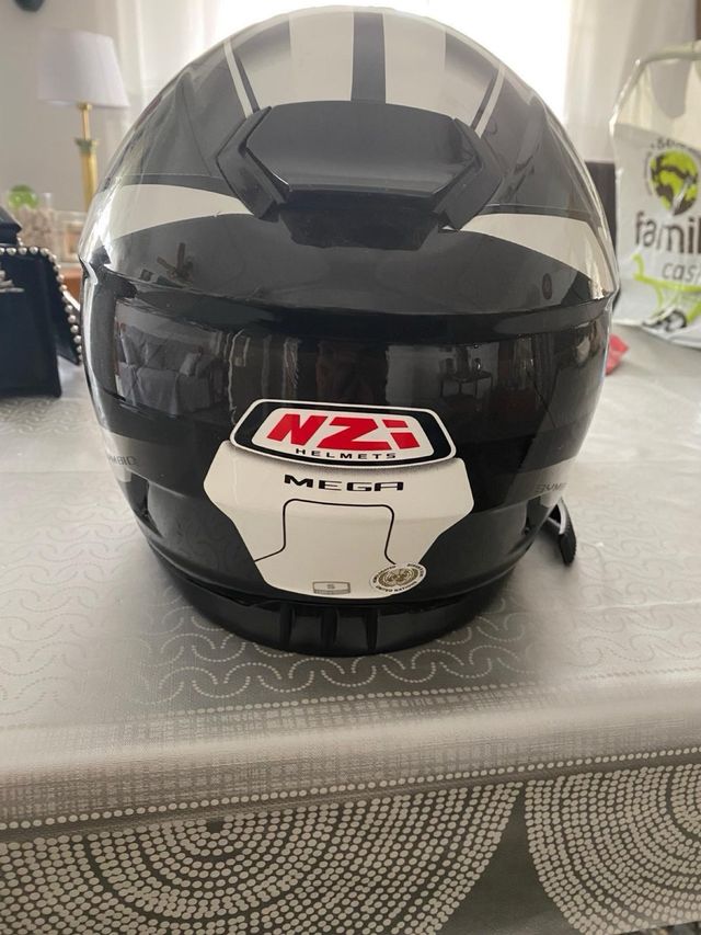 Casco de moto NZI