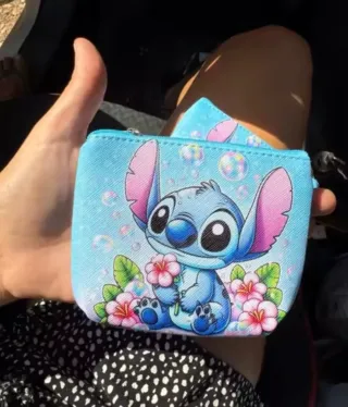 Cartera pequeña Stitch