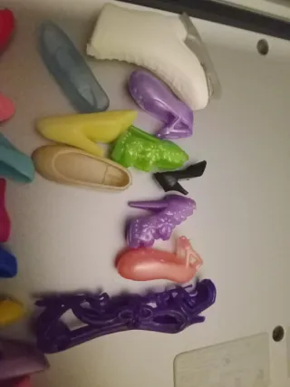 Zapatos Barbie desparejados