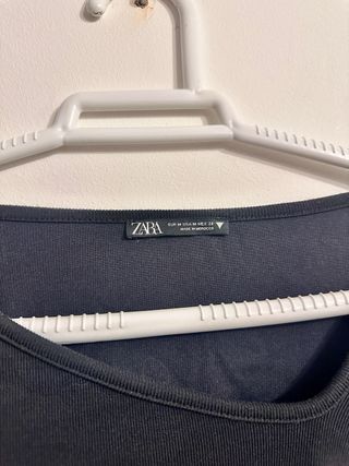 Camiseta Zara manga larga negra Talla M