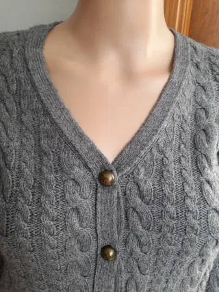 Cardigan Zara punto ochos de ZARA