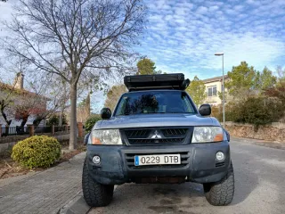 Mitsubishi Montero 2005