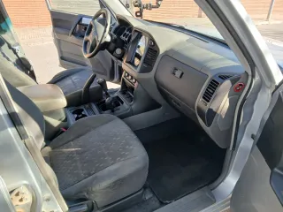 Mitsubishi Montero 2005