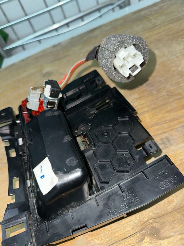 Portacenere originale per Audi A5 e A4 B8