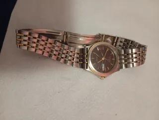 Reloj SEIKO SQ100 Vintage Oro/Plata