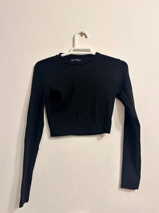 Top Zara manga larga negro talla M
