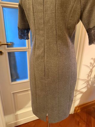 Vestito tubino lana grigio mezza manica pizzo
