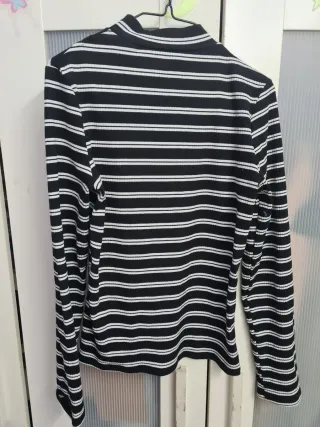 Jersey rayas cuello alto talla L
