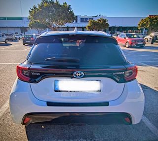 Toyota Yaris Style 120H 1.5 híbrido - 07/2021