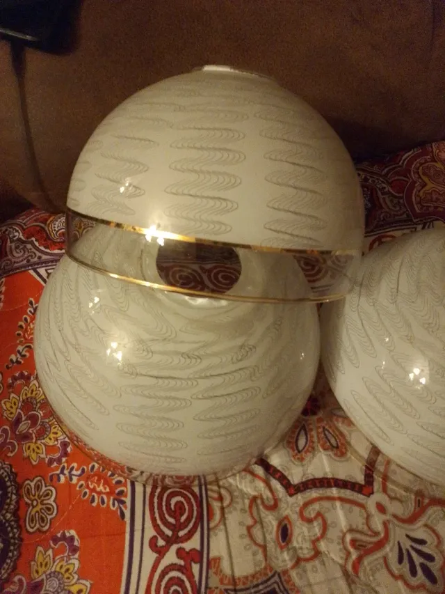 Tulipani di vetro con dettagli dorati