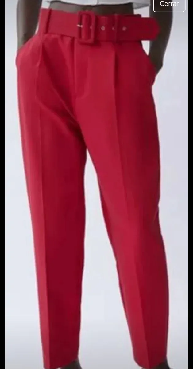 Pantalón vestir Zara rojo