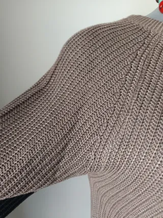 Jersey bicolor marrón y negro