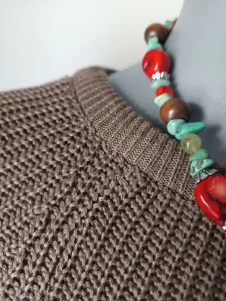 Jersey bicolor marrón y negro