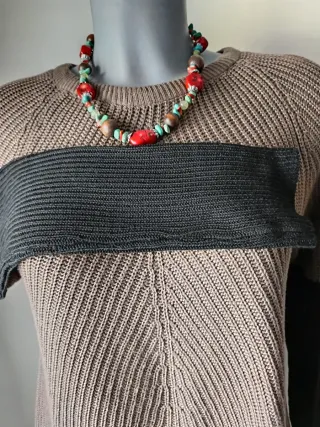 Jersey bicolor marrón y negro