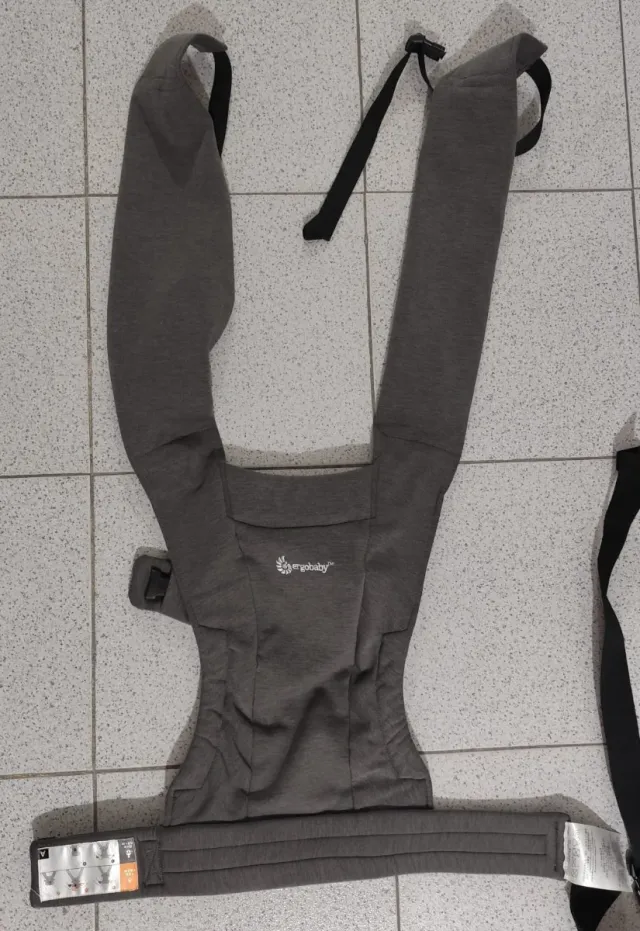 Mochila Ergobaby Embrace Recién Nacido