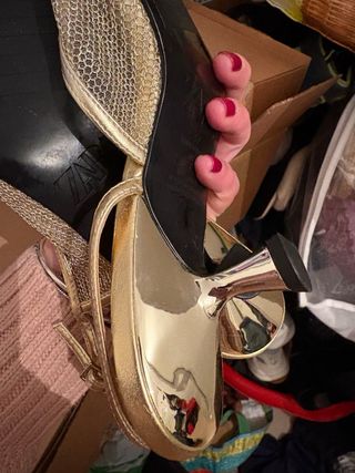 Tacones Zara Dorados Talla 37