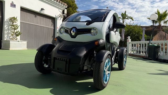 Renault Twizy 2023. 45 Life (etiqueta Cero)